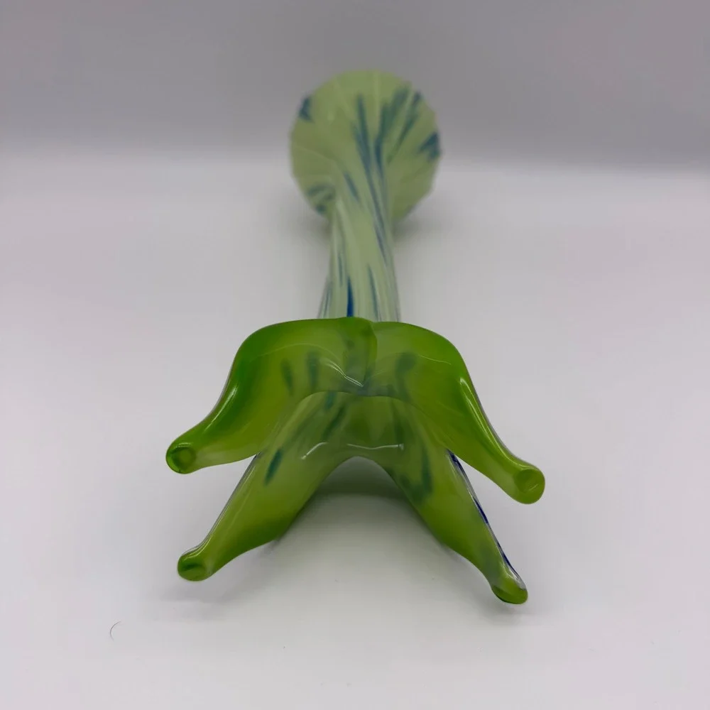 Murano-style Swung Vase 14